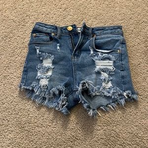 ALMOST FAMOUS - High Rise Shorts